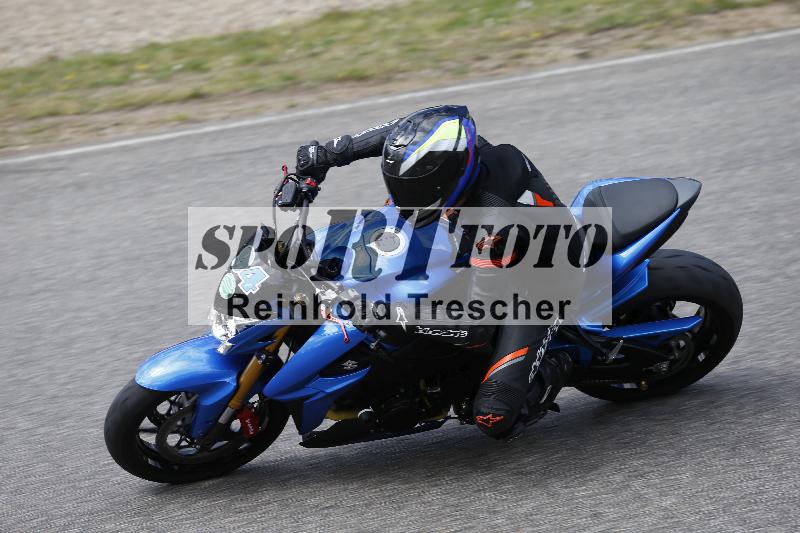 /09 19.04.2026  Caremotion get faster ADR/Gruppe gruen/94